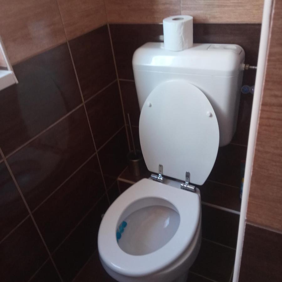 M&D Apartman Eger Zewnętrze zdjęcie